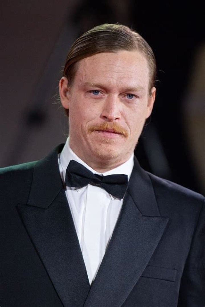 Caleb Landry Jones Height, Weight, Net Worth, Age, Birthday, Wikipedia, Who, Nationality, Biography