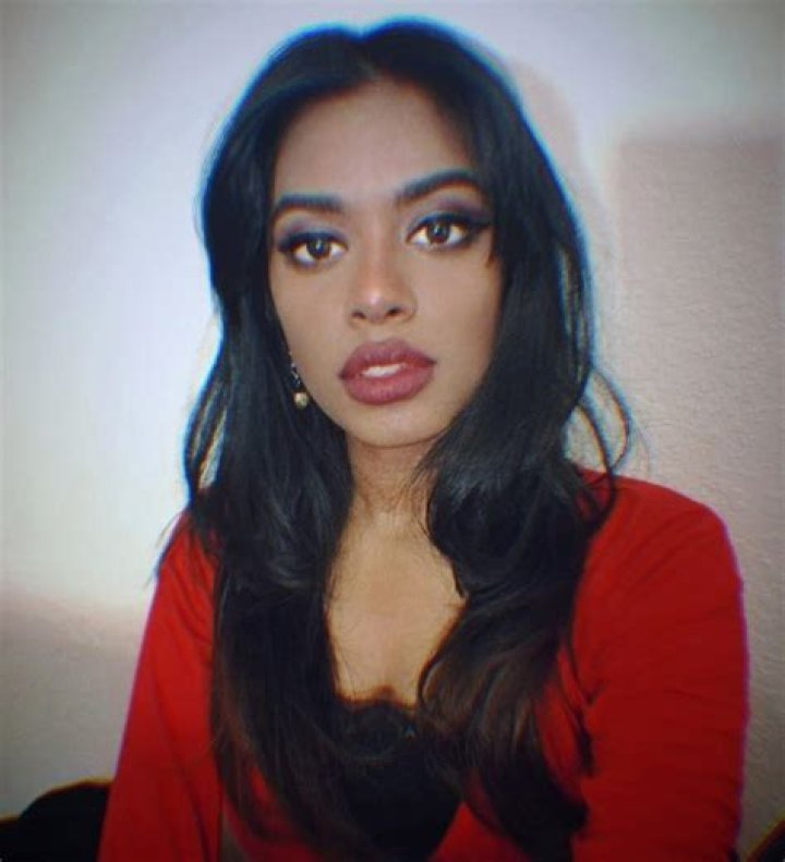 Erin Sangathan Height, Weight, Net Worth, Age, Birthday, Wikipedia, Who, Instagram, Biography