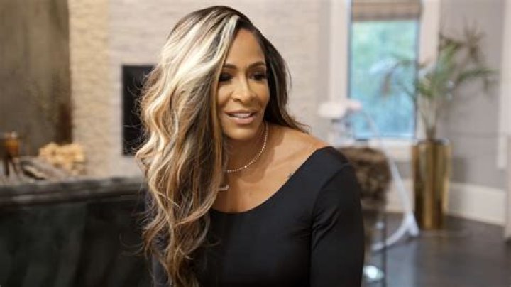 
Eve Jobs Height, Weight, Net Worth, Age, Birthday, Wikipedia, Who, Nationality, Biography 