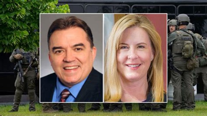 
Man who allegedly killed Massachusetts couple over barking dog found in Florida 