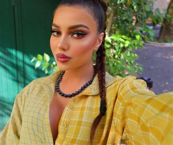 Savannah Reina Height, Weight, Net Worth, Age, Birthday, Wikipedia, Who, Instagram, Biography