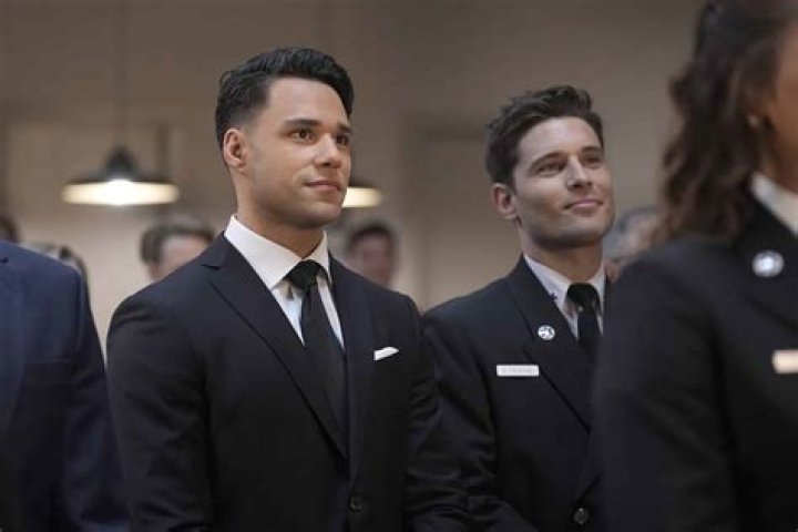 Who Does Nathan Owens Play On 911 Lone Star? Julius Vega Character Traits, Is He Leaving Now?