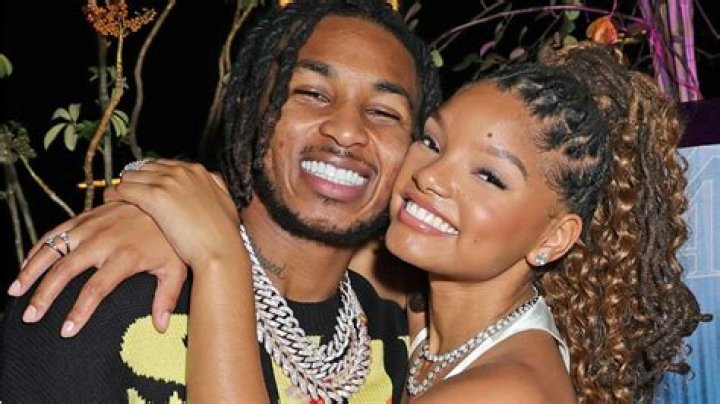 
Who Is Rapper AJ Tracey Girlfriend Yungpeppermint? Dating Rumors Explored 